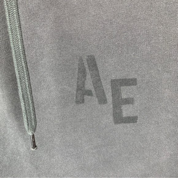 American Eagle Pullover Hoodie Super Soft Gray Men’s Medium Logo - Picture 4 of 4